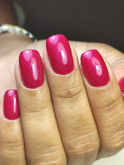 CHERRY Nails | Salón de Uñas y Manicura en Alicante