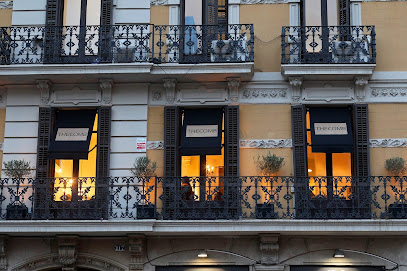 THECOMB | Peluquería en Barcelona / Barcelona