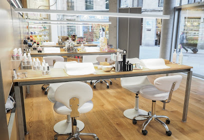 NAIL BAR | Salón de Uñas y Manicura en Pontevedra