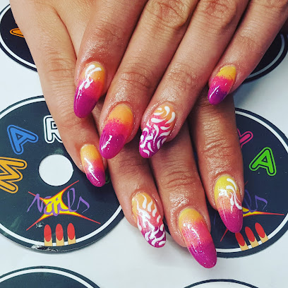 Maryanails and beauty | Peluquería en Elda / 