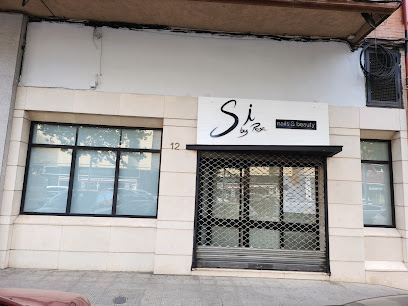 SI by Rosa Nails & Beauty | Salón de Manicura y Uñas en Talavera de la Reina / 