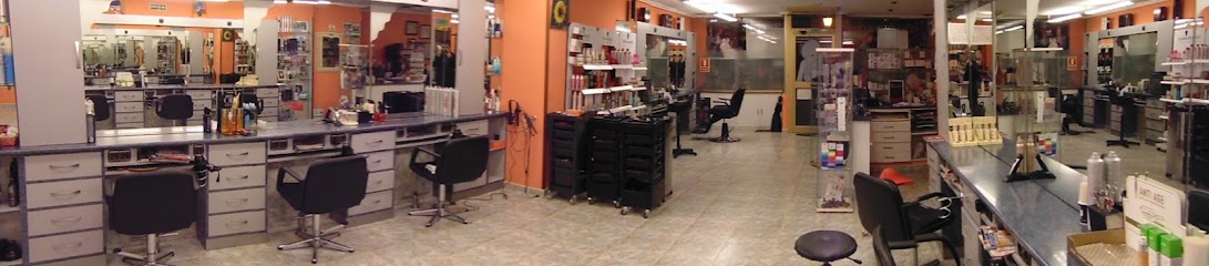 ÁNGEL y ANA PELUQUEROS | Peluqueria en Colunga / Asturias