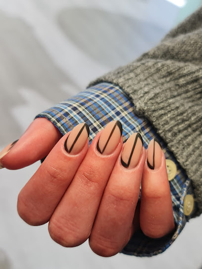 Esmaltes y Café | Salón de Uñas y Manicura en Santa Cruz de Tenerife