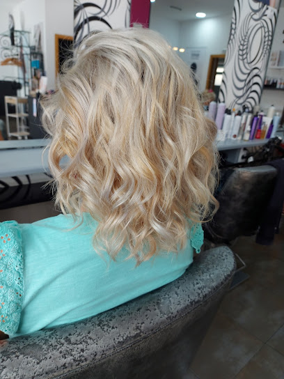 Alicia Peluquería y Estética | Peluquería en Mansilla de las Mulas / León