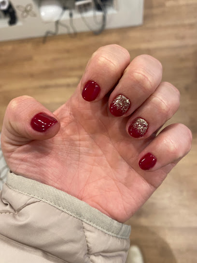 Hello Nails | Salón de Manicura y Uñas en Santander / 