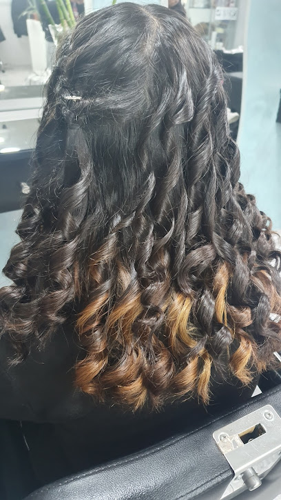 De Milagros Peluqueria Latina Unisex | Peluquería en Fuenlabrada / Madrid