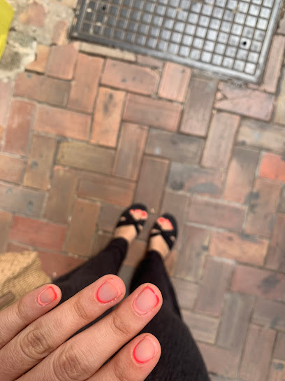 Mimate | Salón de Manicura y Uñas en Almendralejo / 