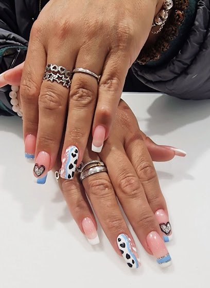 Hello | Salón de Manicura y Uñas en Madrid / 