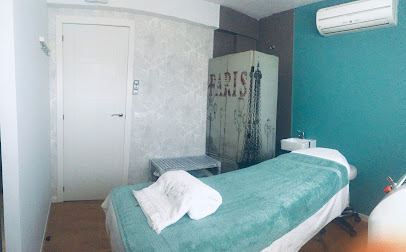 ABANOLLIA SANCHINARRO | Peluquería en Madrid / 