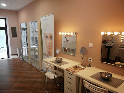 Alicia Villena | Peluquería en Almendralejo / 