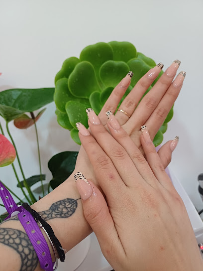 Xiao Na | Salón de Uñas y Manicura en Playa de Aro