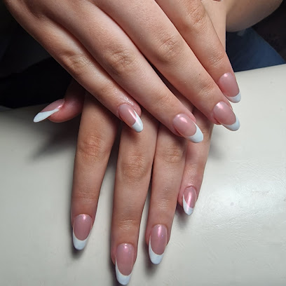 NAYLI STUDIO | Salón de Manicura y Uñas en Igualada / 