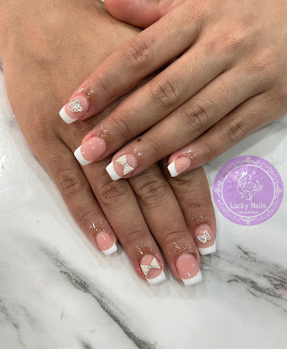 Lucky Nails | Salón de Manicura y Uñas en Bilbao / 
