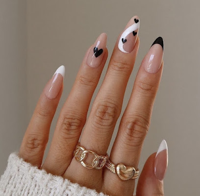 MODERN Nails VIET | Salón de Manicura y Uñas en Badalona / 