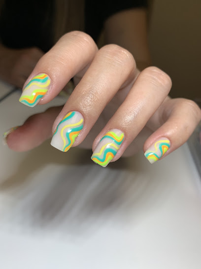 Angela Rodriguez | Salón de Uñas y Manicura en Almoradi