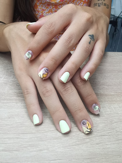 Manicura Erika Selles | Salón de Uñas y Manicura en Altea