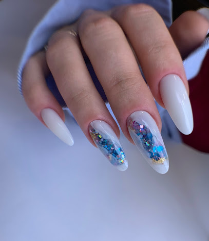 Garcia Nail Studio | Salón de Manicura y Uñas en La Pineda / 