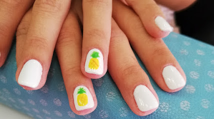 Linda Uñas | Salón de Belleza | Salón de Manicura y Uñas en Leganés / 