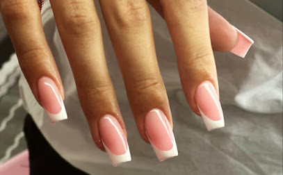 Nails Celeste | Salón de Uñas y Manicura en Cantillana