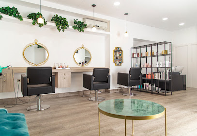 Oliver Peluquería | Peluquería en Albox / Almería