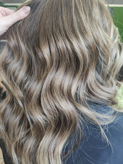 Ad Maiora Selina López-Estilístas | Peluqueria en Gavà / Barcelona