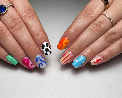 Cristina Ballester | Beauty Studio | Salón de Manicura y Uñas en Puzol / 