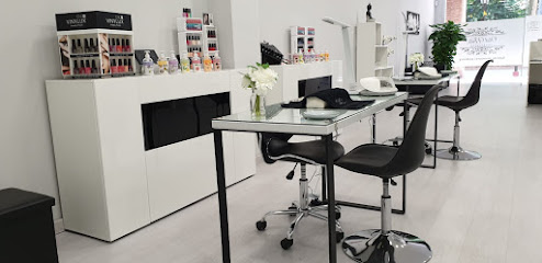 Olot Nails | Salón de Uñas y Manicura en Olot