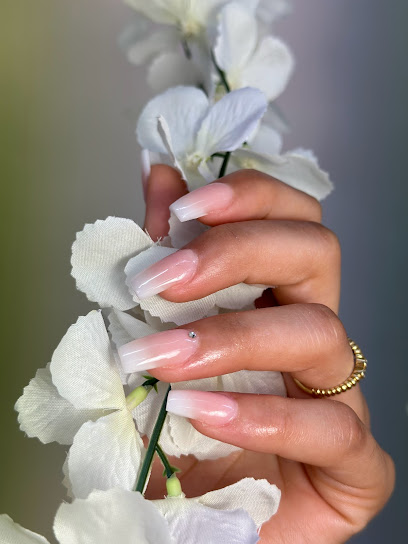 MARWA Nails | Salón de Manicura y Uñas en Elche / 