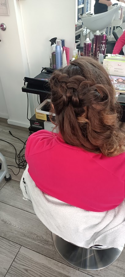 Peluquería Cristal | Peluquería en Malpica / La Coruña