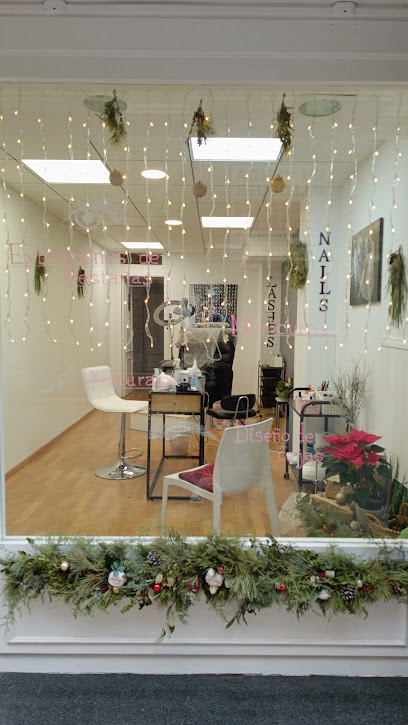 Victoria Beauty Art Studio | Peluquería en Reus / 