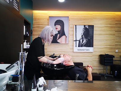 Taller 7 Salon de Peluqueria | Peluquería en Bilbao / Vizcaya