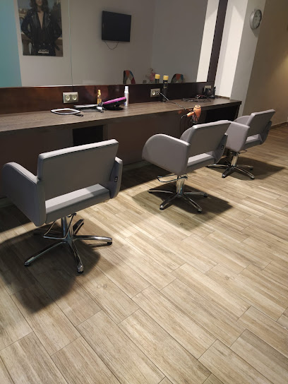 PELUQUERÍA CONCHITA | Peluqueria en Andorra / Teruel