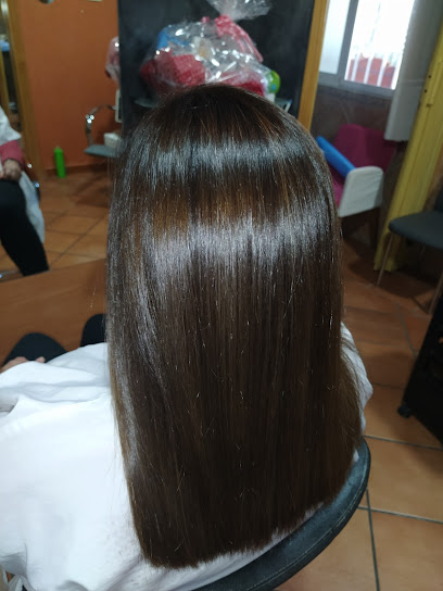 Peluquería y estética C+C | Peluquería en Güevéjar / Granada