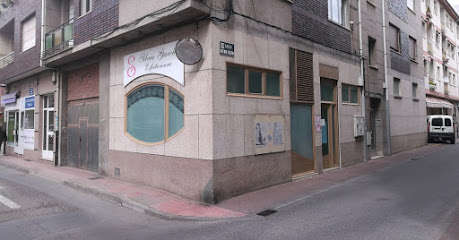 Silvia Garcia Estheticienne | Peluquería en Cacabelos / 