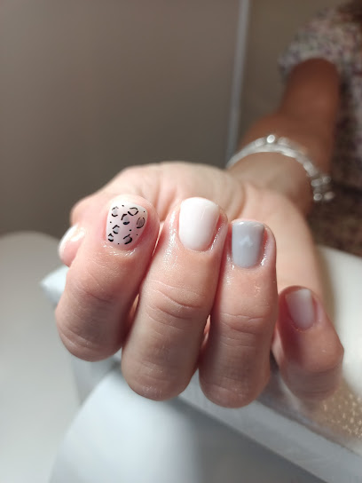 Aroa Estética | Peluquería en Alsasua / 