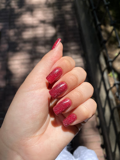 LA FABRICA | Salón de Manicura y Uñas en Móstoles / 