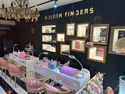 Golden Fingers Nails | Salón de Uñas y Manicura en Chirivella