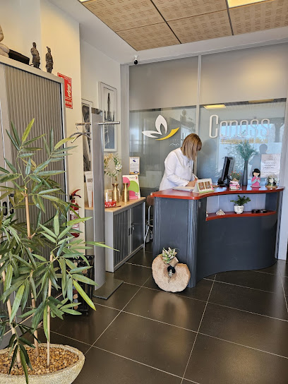Conoss | Peluquería en Logroño / 