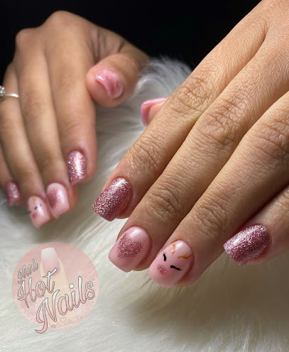 NURI HOT Nails | Salón de Manicura y Uñas en Sant Pere de Ribes / 