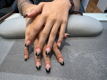 E.M. Nails | Salón de Uñas y Manicura en Barcelona