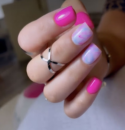 Tania Rodrigues | Manicure | Peluquería en Olaberria / 