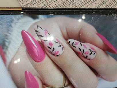 Smile Nails | Salón de Manicura y Uñas en Madrid / 