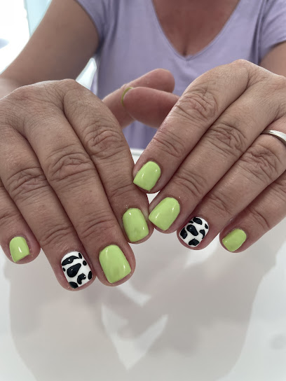Salón de Uñas by Montse Zamora | Salón de Uñas y Manicura en Argentona