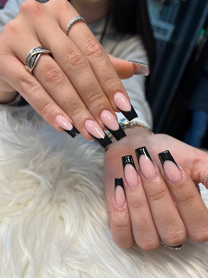 Estética de uñas Avd Estacion | Salón de Manicura y Uñas en Almería / 