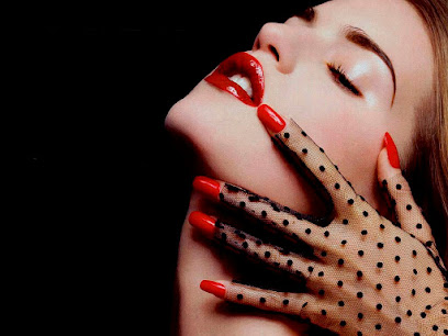 HELEN Nails | Salón de Manicura y Uñas en Murcia / 