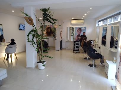 Peluquería One concept ibiza | Peluquería en Ibiza / Baleares