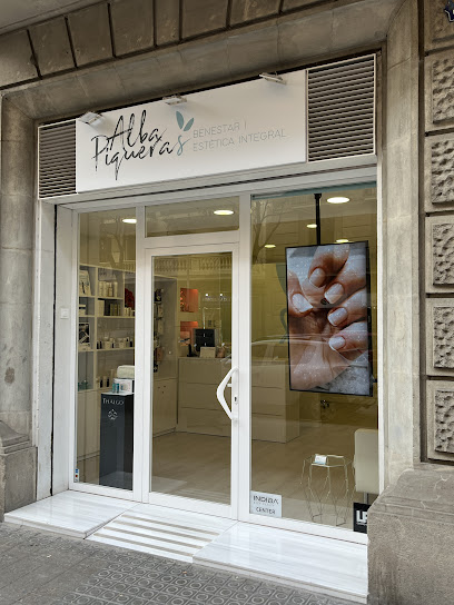 Alba Piqueras | Peluquería en Barcelona / 