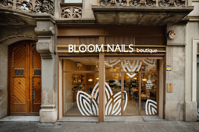 Bloom Nails & Beauty Boutique | Salón de Manicura y Uñas en Barcelona / 