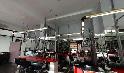 Arminza Peluquería | Peluquería en Madrid / Madrid