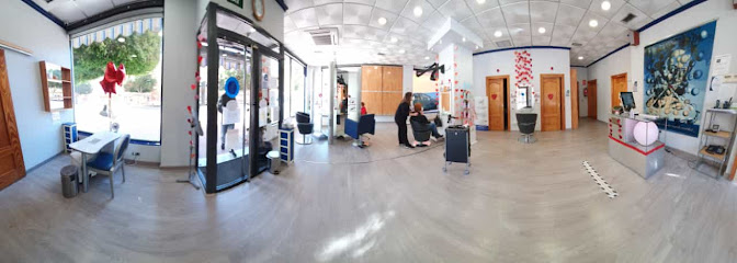 Que Punto Estilistas Almería | Peluquería en Almería / Almería